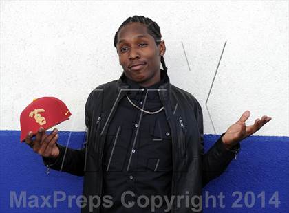 Thumbnail 2 in Adoree' Jackson Signing Day Ceremony photogallery.