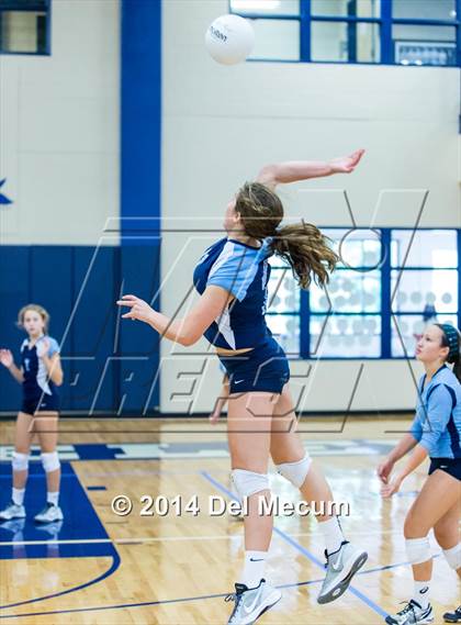 Thumbnail 2 in Berkeley Prep vs. Steinbrenner (Berkeley JV Tournament) photogallery.