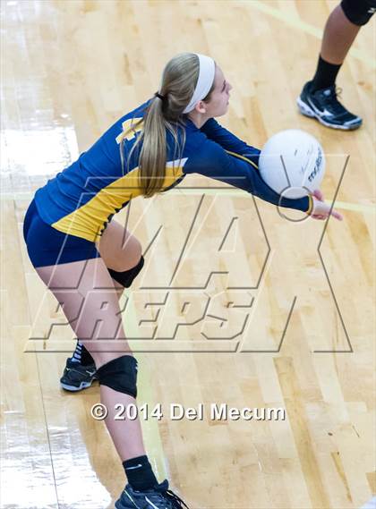 Thumbnail 3 in Berkeley Prep vs. Steinbrenner (Berkeley JV Tournament) photogallery.