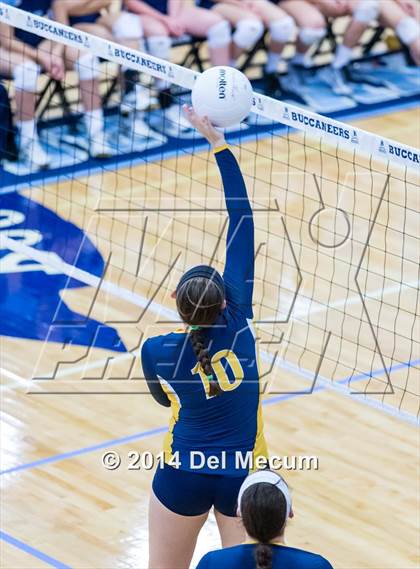 Thumbnail 2 in Berkeley Prep vs. Steinbrenner (Berkeley JV Tournament) photogallery.