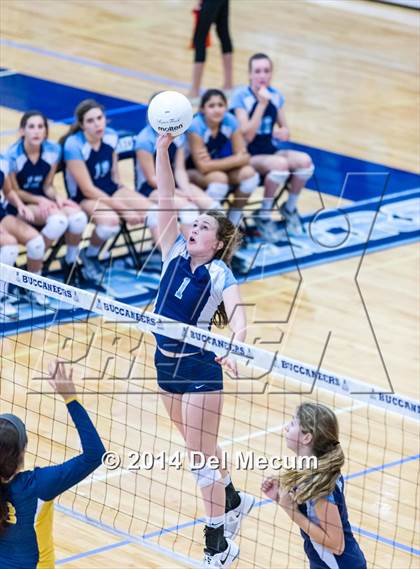 Thumbnail 3 in Berkeley Prep vs. Steinbrenner (Berkeley JV Tournament) photogallery.