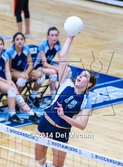 Thumbnail 2 in Berkeley Prep vs. Steinbrenner (Berkeley JV Tournament) photogallery.
