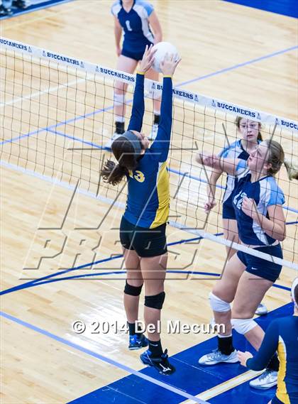 Thumbnail 2 in Berkeley Prep vs. Steinbrenner (Berkeley JV Tournament) photogallery.