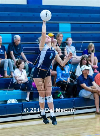 Thumbnail 2 in Berkeley Prep vs. Steinbrenner (Berkeley JV Tournament) photogallery.