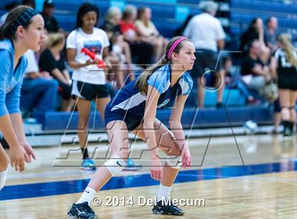 Thumbnail 2 in Berkeley Prep vs. Steinbrenner (Berkeley JV Tournament) photogallery.