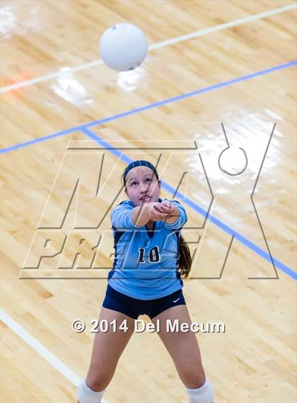 Thumbnail 1 in Berkeley Prep vs. Steinbrenner (Berkeley JV Tournament) photogallery.