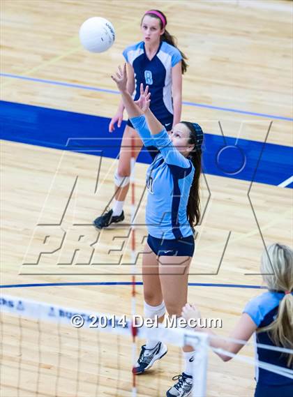 Thumbnail 2 in Berkeley Prep vs. Steinbrenner (Berkeley JV Tournament) photogallery.