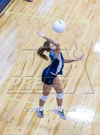 Thumbnail 1 in Berkeley Prep vs. Steinbrenner (Berkeley JV Tournament) photogallery.