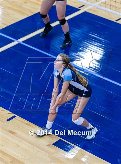 Thumbnail 2 in Berkeley Prep vs. Steinbrenner (Berkeley JV Tournament) photogallery.
