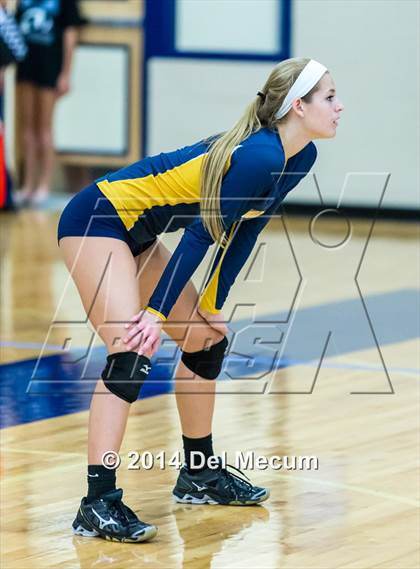 Thumbnail 1 in Berkeley Prep vs. Steinbrenner (Berkeley JV Tournament) photogallery.