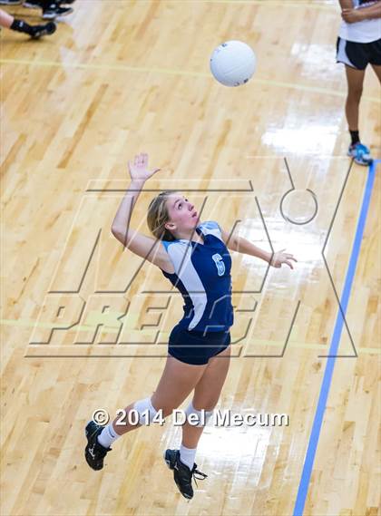 Thumbnail 3 in Berkeley Prep vs. Steinbrenner (Berkeley JV Tournament) photogallery.