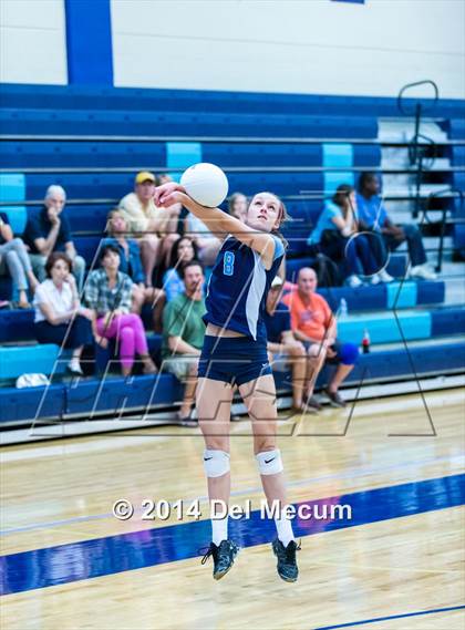 Thumbnail 1 in Berkeley Prep vs. Steinbrenner (Berkeley JV Tournament) photogallery.
