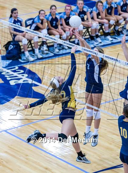 Thumbnail 2 in Berkeley Prep vs. Steinbrenner (Berkeley JV Tournament) photogallery.