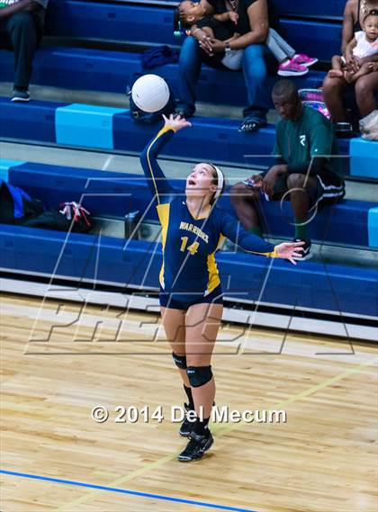Thumbnail 3 in Berkeley Prep vs. Steinbrenner (Berkeley JV Tournament) photogallery.