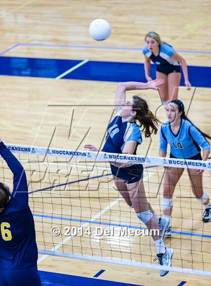 Thumbnail 2 in Berkeley Prep vs. Steinbrenner (Berkeley JV Tournament) photogallery.