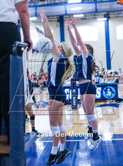 Thumbnail 2 in Berkeley Prep vs. Steinbrenner (Berkeley JV Tournament) photogallery.