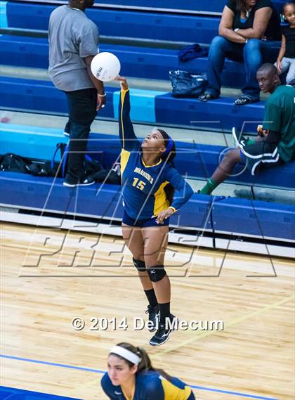 Thumbnail 3 in Berkeley Prep vs. Steinbrenner (Berkeley JV Tournament) photogallery.