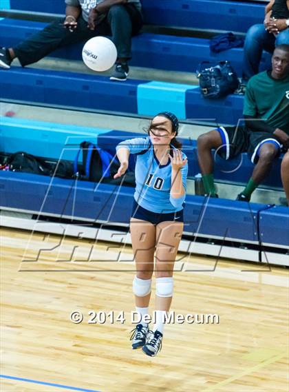 Thumbnail 1 in Berkeley Prep vs. Steinbrenner (Berkeley JV Tournament) photogallery.