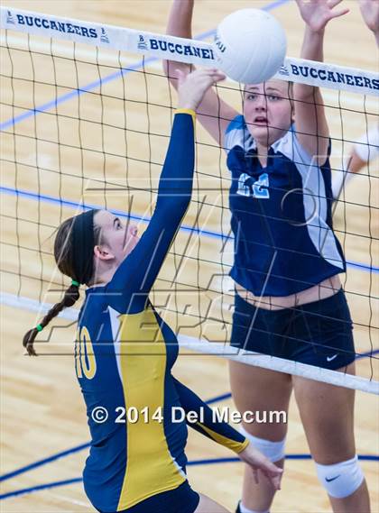 Thumbnail 2 in Berkeley Prep vs. Steinbrenner (Berkeley JV Tournament) photogallery.