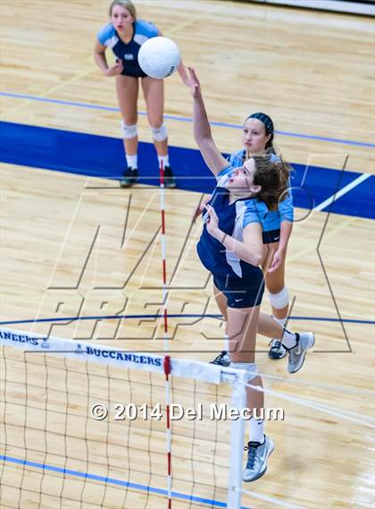 Thumbnail 1 in Berkeley Prep vs. Steinbrenner (Berkeley JV Tournament) photogallery.