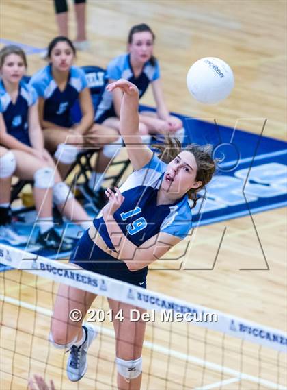 Thumbnail 3 in Berkeley Prep vs. Steinbrenner (Berkeley JV Tournament) photogallery.