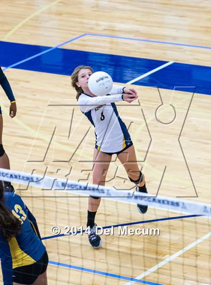 Thumbnail 1 in Berkeley Prep vs. Steinbrenner (Berkeley JV Tournament) photogallery.