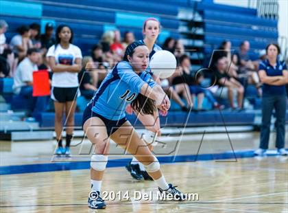Thumbnail 3 in Berkeley Prep vs. Steinbrenner (Berkeley JV Tournament) photogallery.