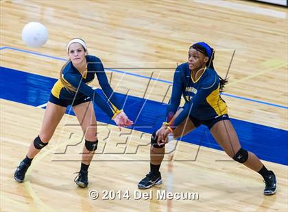 Thumbnail 2 in Berkeley Prep vs. Steinbrenner (Berkeley JV Tournament) photogallery.