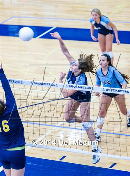 Thumbnail 3 in Berkeley Prep vs. Steinbrenner (Berkeley JV Tournament) photogallery.