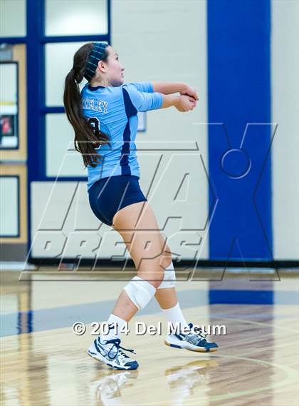 Thumbnail 1 in Berkeley Prep vs. Steinbrenner (Berkeley JV Tournament) photogallery.