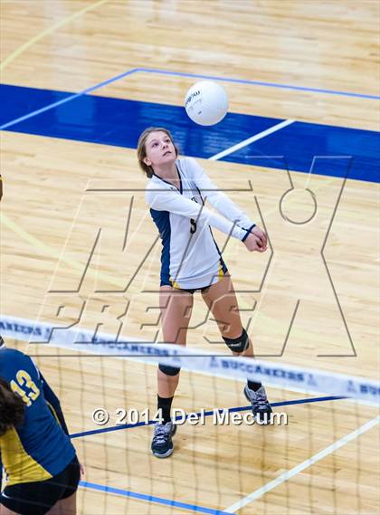 Thumbnail 3 in Berkeley Prep vs. Steinbrenner (Berkeley JV Tournament) photogallery.
