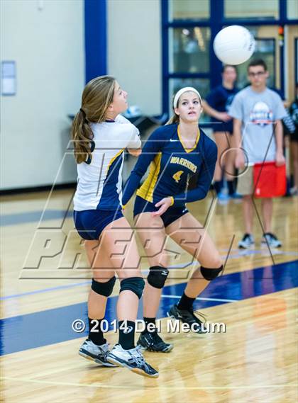 Thumbnail 2 in Berkeley Prep vs. Steinbrenner (Berkeley JV Tournament) photogallery.