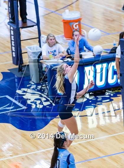 Thumbnail 1 in Berkeley Prep vs. Steinbrenner (Berkeley JV Tournament) photogallery.
