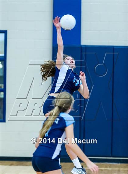 Thumbnail 1 in Berkeley Prep vs. Steinbrenner (Berkeley JV Tournament) photogallery.