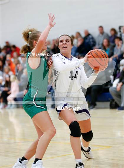 Thumbnail 2 in Provo vs. Lehi (South Mountain Holiday Classic) photogallery.