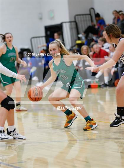 Thumbnail 3 in Provo vs. Lehi (South Mountain Holiday Classic) photogallery.
