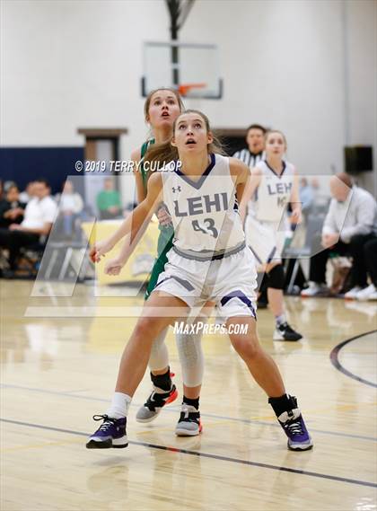 Thumbnail 2 in Provo vs. Lehi (South Mountain Holiday Classic) photogallery.