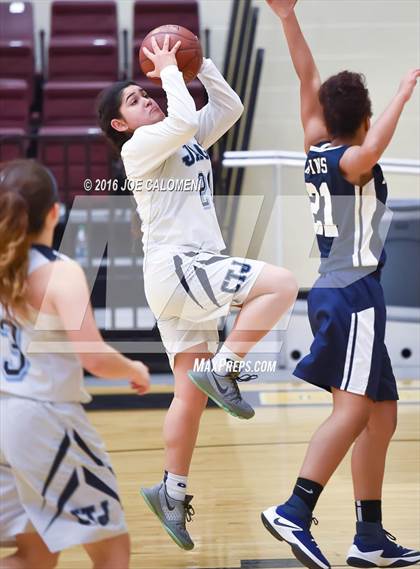 Thumbnail 3 in  Johnson [Claudia Taylor] Vs Akins (NEISD Invitational) photogallery.
