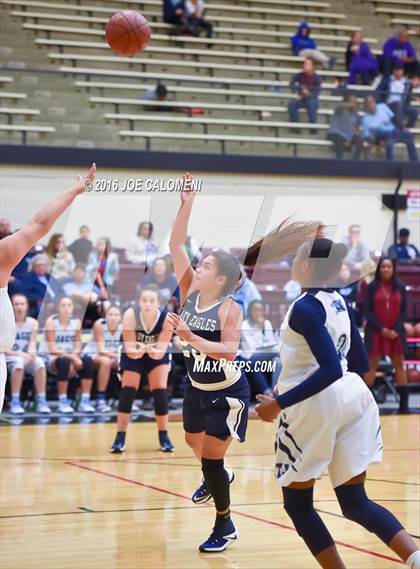 Thumbnail 3 in  Johnson [Claudia Taylor] Vs Akins (NEISD Invitational) photogallery.