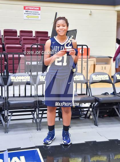 Thumbnail 2 in  Johnson [Claudia Taylor] Vs Akins (NEISD Invitational) photogallery.
