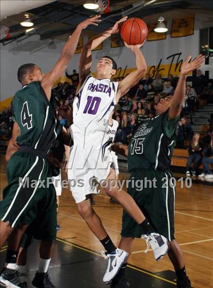 Thumbnail 3 in El Cerrito vs. Shasta (Hornet Classic) photogallery.
