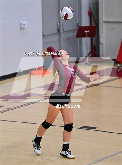 Thumbnail 3 in Lamar @ Perryville photogallery.