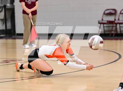 Thumbnail 3 in Lamar @ Perryville photogallery.