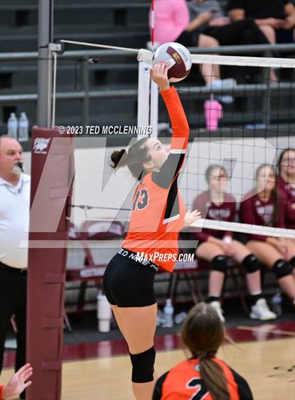 Thumbnail 1 in Lamar @ Perryville photogallery.