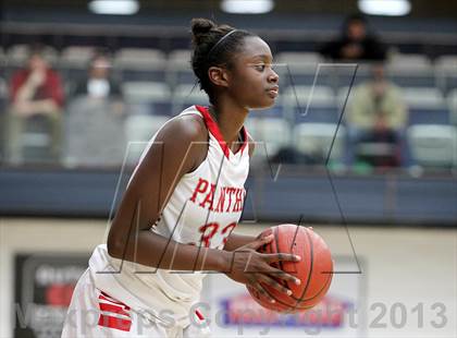 Thumbnail 1 in St. Mary's vs. Salesian photogallery.