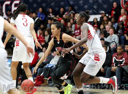 Thumbnail 1 in St. Mary's vs. Salesian photogallery.