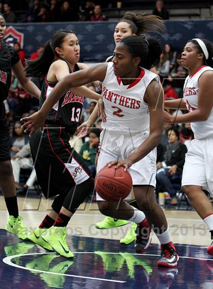 Thumbnail 3 in St. Mary's vs. Salesian photogallery.
