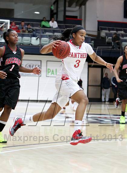 Thumbnail 1 in St. Mary's vs. Salesian photogallery.