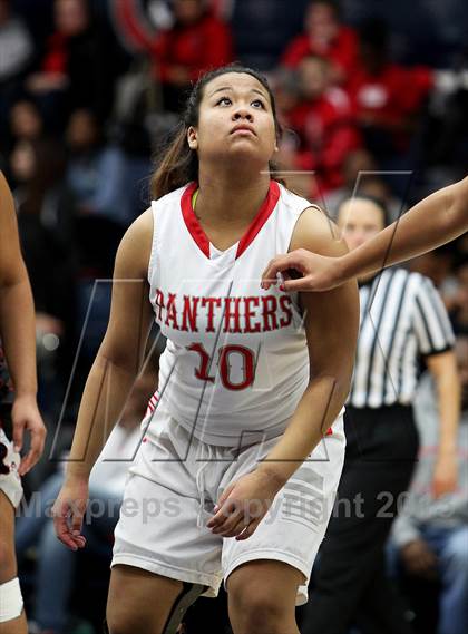 Thumbnail 3 in St. Mary's vs. Salesian photogallery.