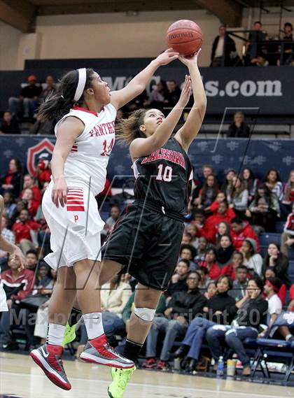 Thumbnail 2 in St. Mary's vs. Salesian photogallery.